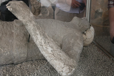 La Dolce Vita – Partie 1- Le plus vieux métier du monde à Pompéi